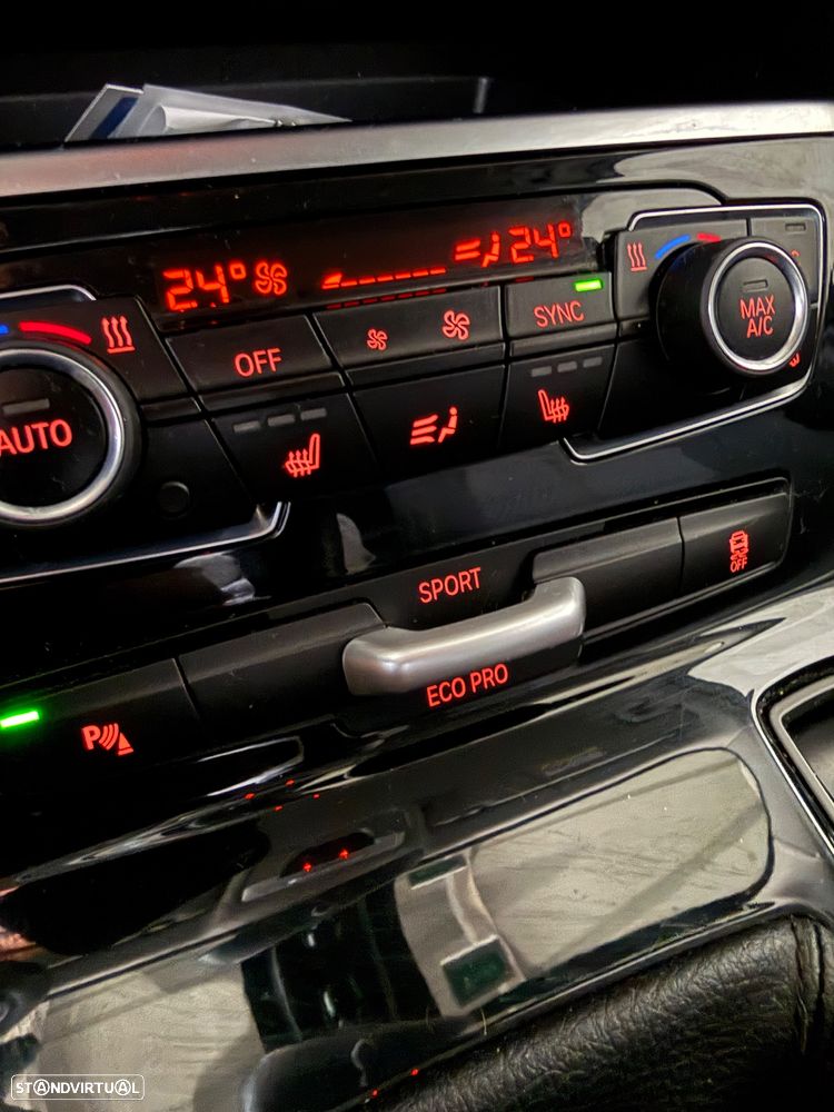 BMW 216 Gran Tourer i 7L Advantage - 24