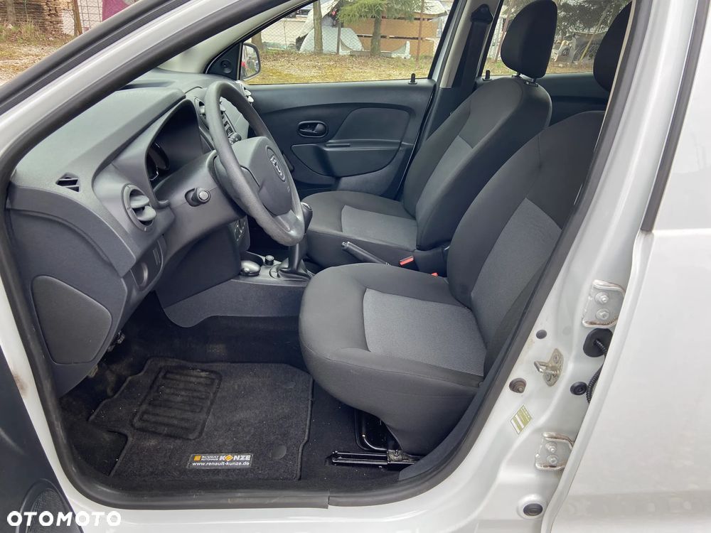 Dacia Sandero - 26