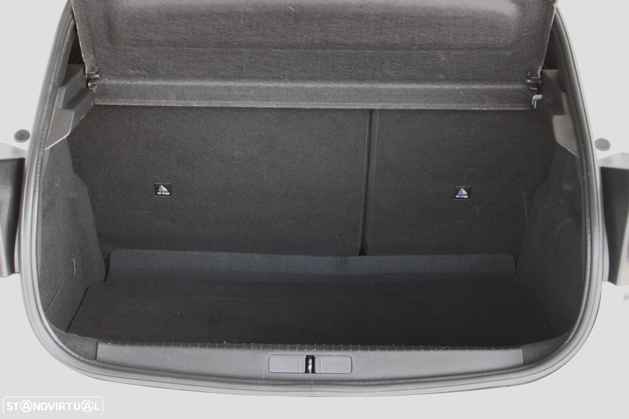 Peugeot 208 1.2 PureTech Allure EAT8 - 14