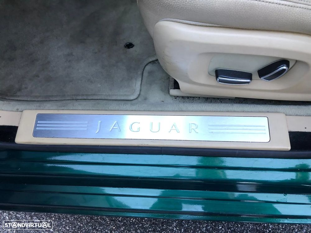 Jaguar XF 3.0 V6 Luxury - 15