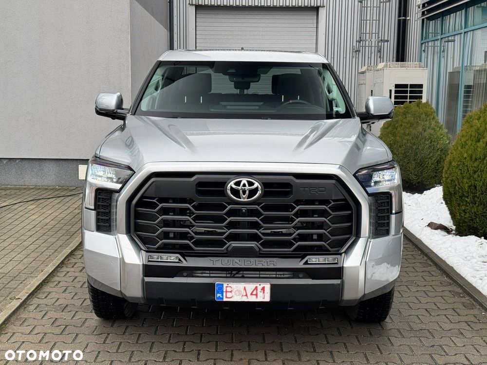 Toyota Tundra - 2