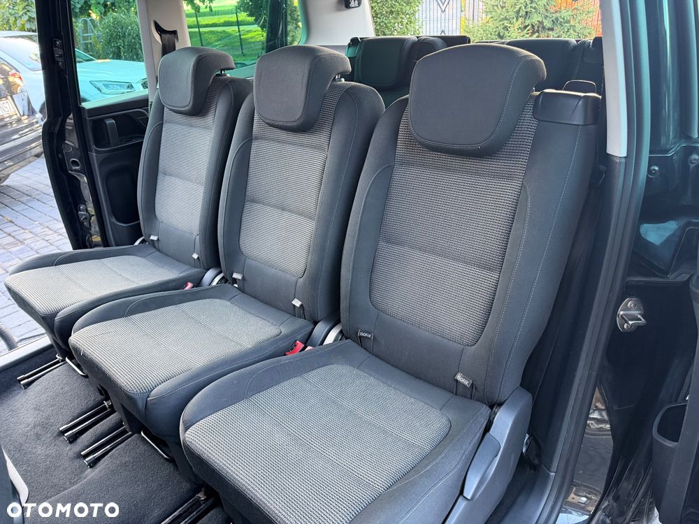 Volkswagen Sharan 2.0 TDI Blue Motion Comfortline - 23