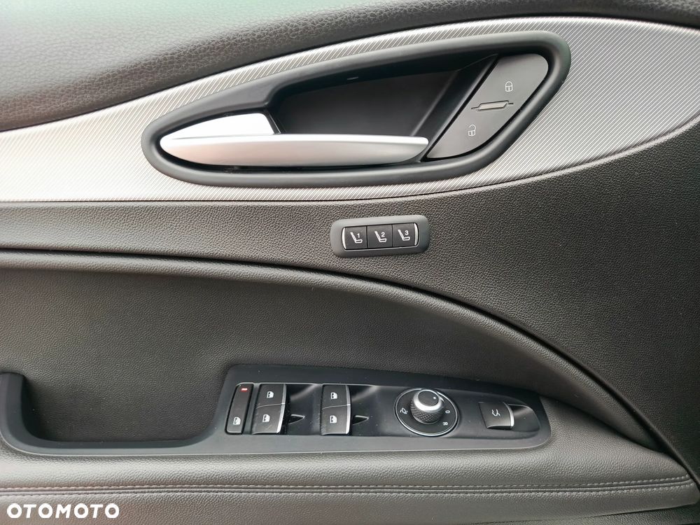 Alfa Romeo Stelvio 2.0 Turbo Executive Q4 - 15