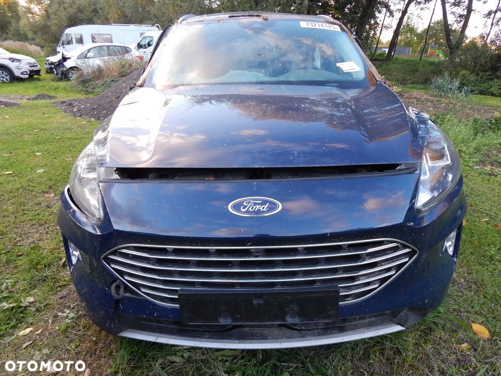 Ford Kuga - 3