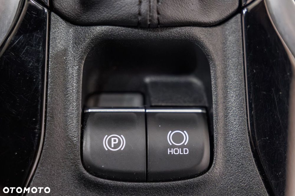 Toyota Corolla 1.8 Hybrid Comfort - 39
