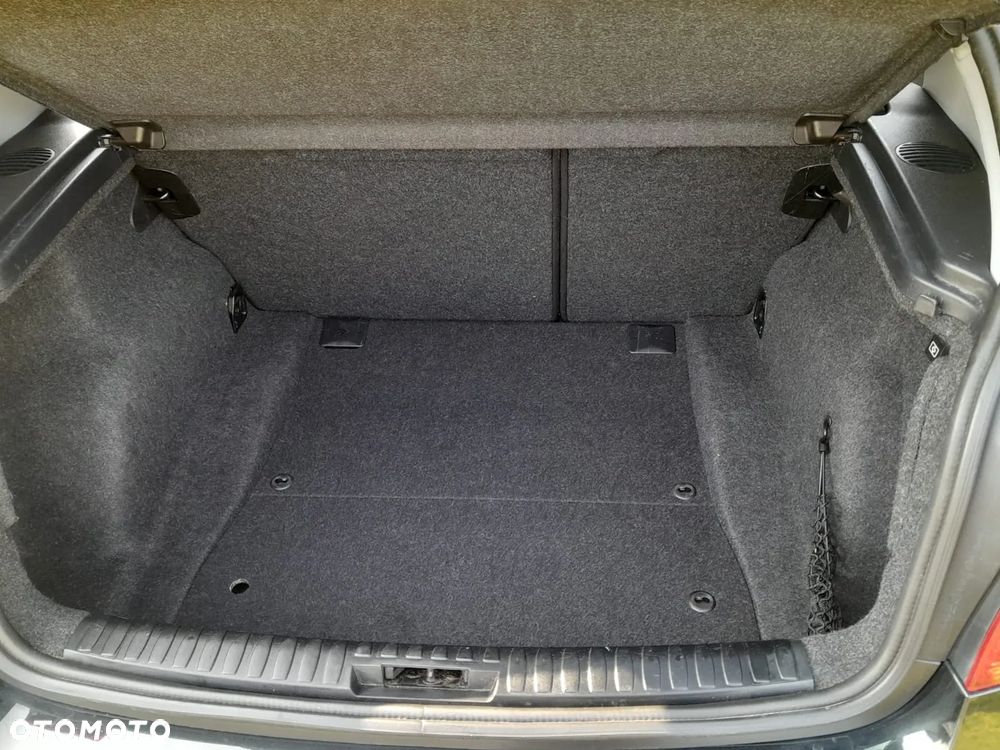 BMW Seria 1 116d - 14