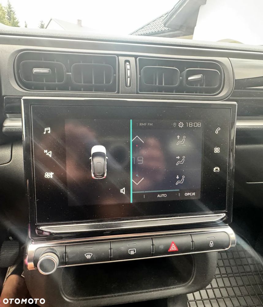 Citroën C3 1.2 PureTech Shine - 18