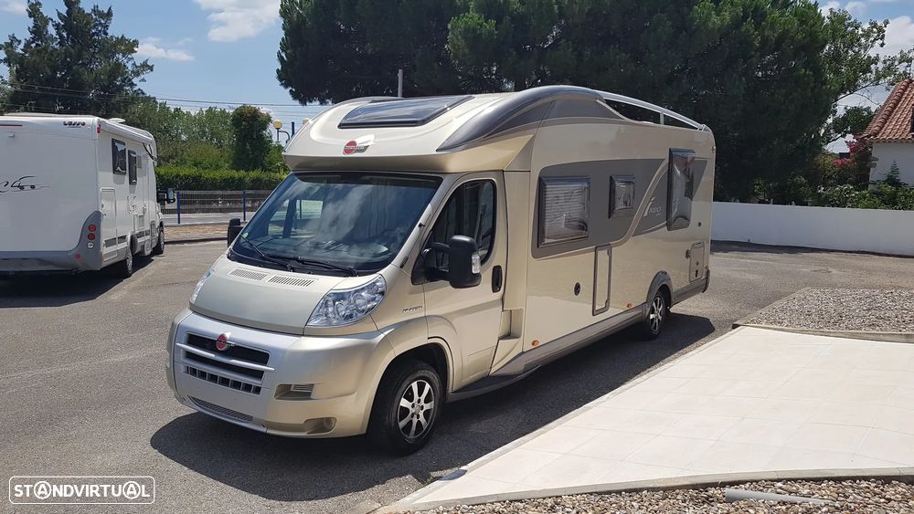 Burstner Ixeo PLUS IT 724 CAMA CENTRAL - 4