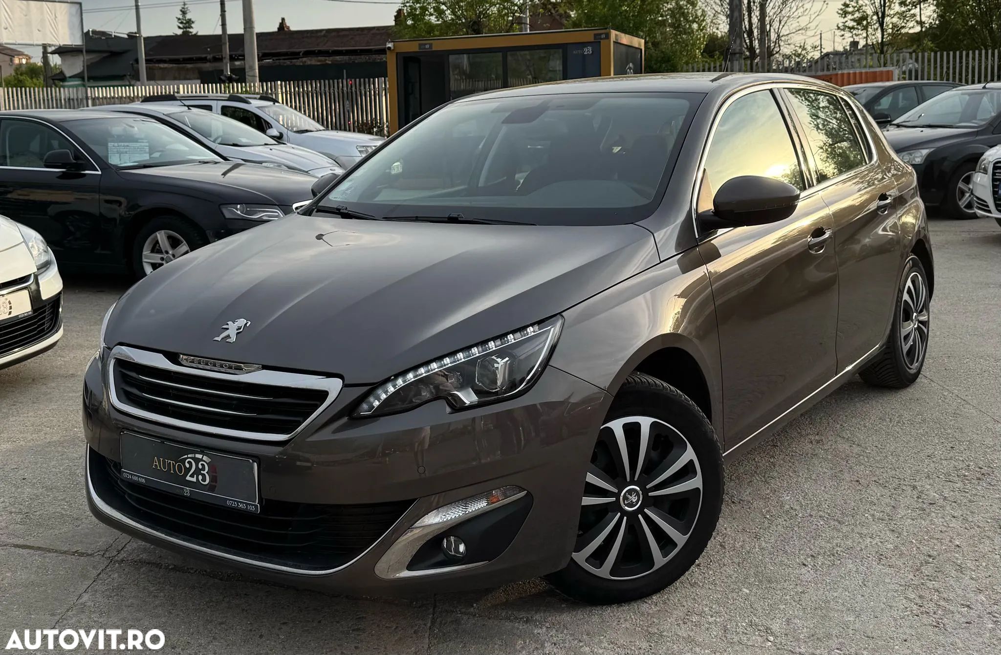 Peugeot 308 130 e-THP Stop & Start Allure - 1