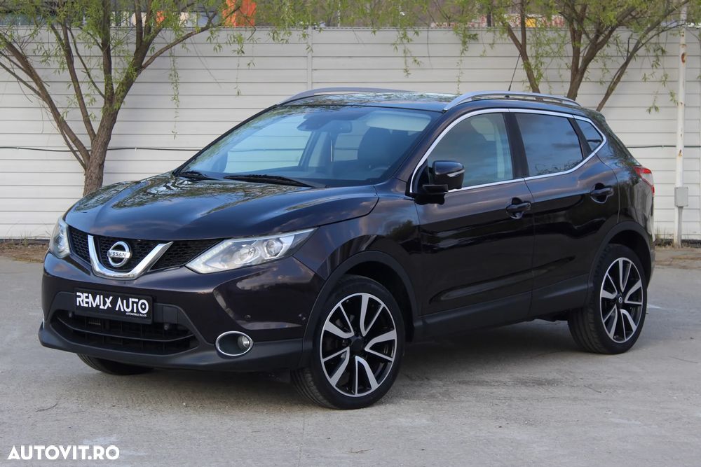Nissan Qashqai 1.6 DCI 4 x 4 DPF Start/Stop tekna - 1