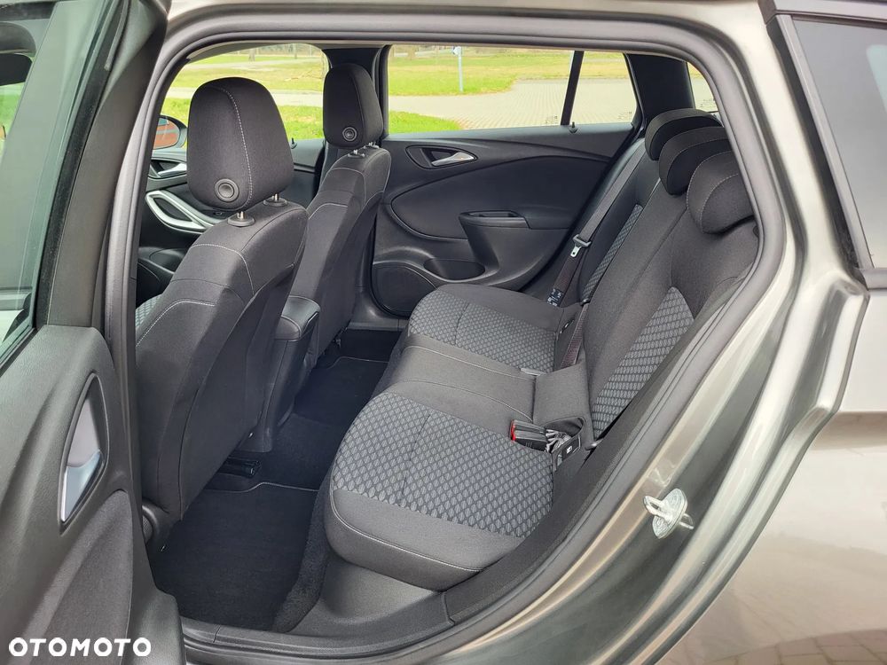 Opel Astra 1.5 D Start/Stop Business Edition - 17