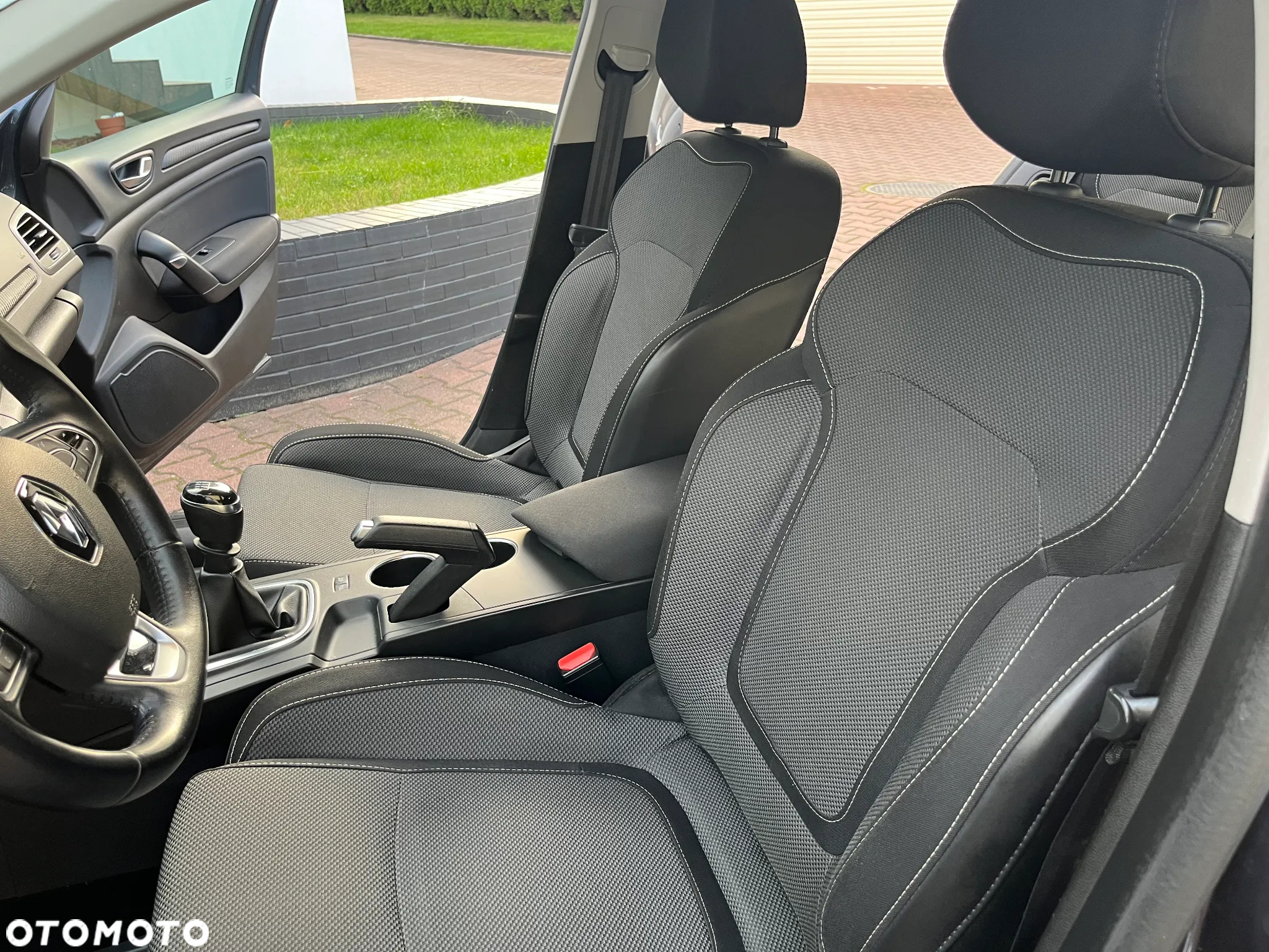 Renault Megane 1.3 TCe FAP Business - 17