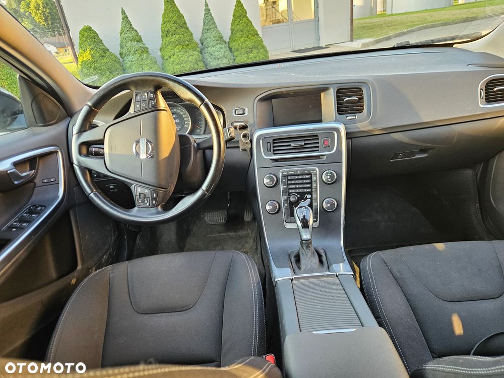 Volvo V60 D3 Kinetic - 8