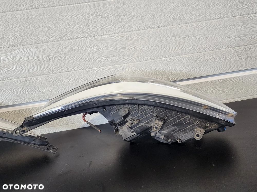 KIA CEED 2 II reflektor LED przód komplet - 5