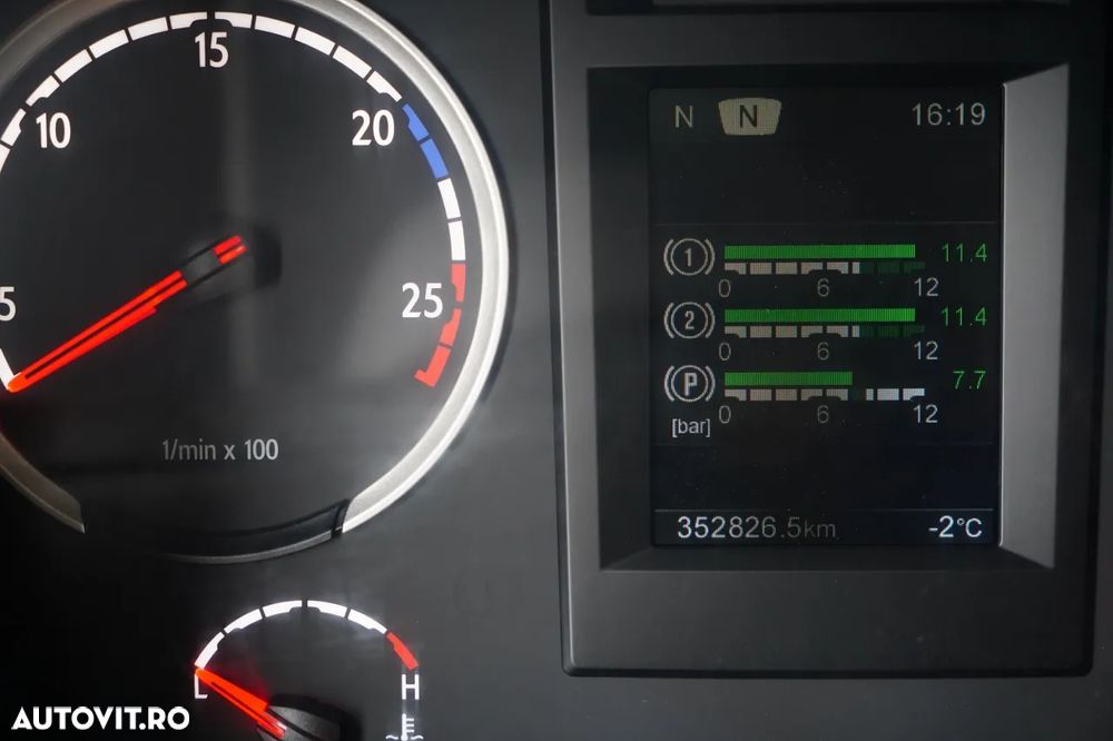 MAN G 490 / 8x4 / BASCULATOR SPATE / CLAPETĂ HIDRAULICĂ / CORTINĂ AUTOMATĂ / MANUALĂ / EURO 6 - 39