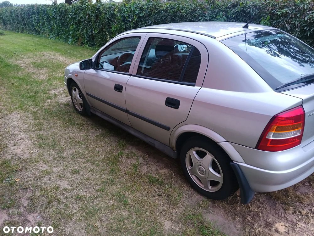 Opel Astra II 1.6 Comfort / Cool - 6