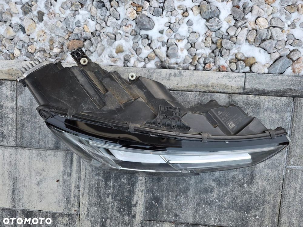 audi a4 s4 b9 lampa prawa przód full led matrix 8w0941036 - 6