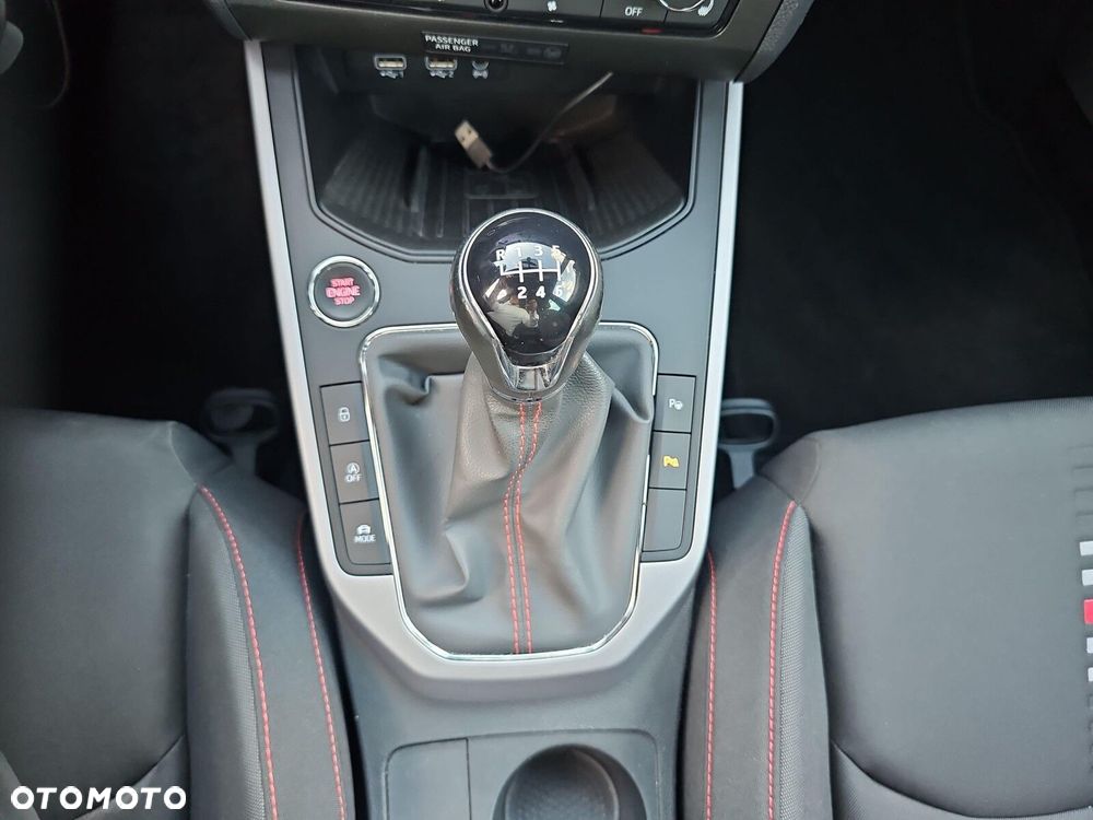 Seat Arona - 25