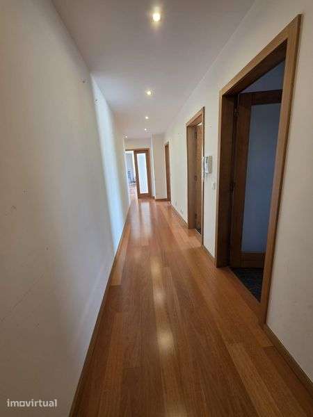 Penthouse T3+1 com 270m² | Condomínio Neopark – Santa Rita, Ermesinde - Grande imagem: 5/12
