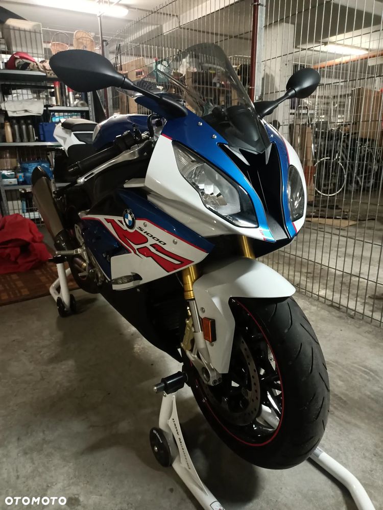 BMW S - 2