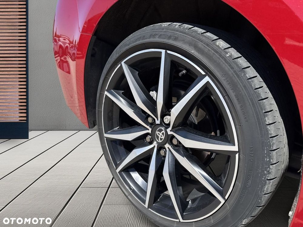 Toyota Corolla 2.0 Hybrid GR Sport Dynamic - 27