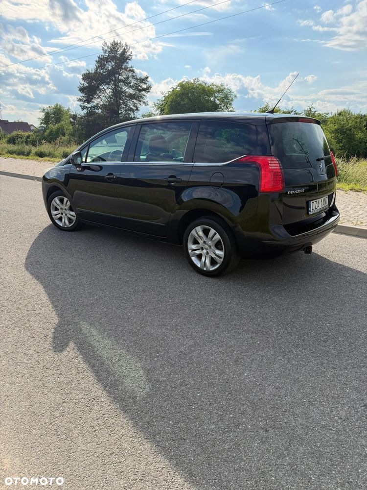 Peugeot 5008 HDI FAP 150 Family - 4