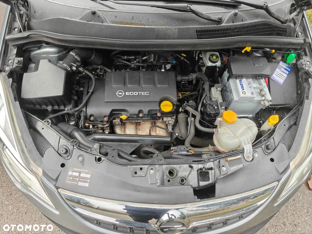 Opel Corsa 1.4 16V Edition - 24