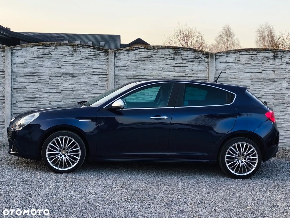 Alfa Romeo Giulietta 1.4 TB 16V Lusso - 2