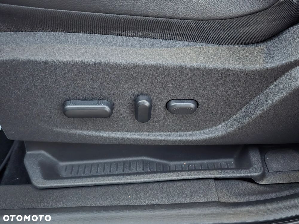 Ford Kuga 1.6 EcoBoost FWD Titanium Plus ASS - 32