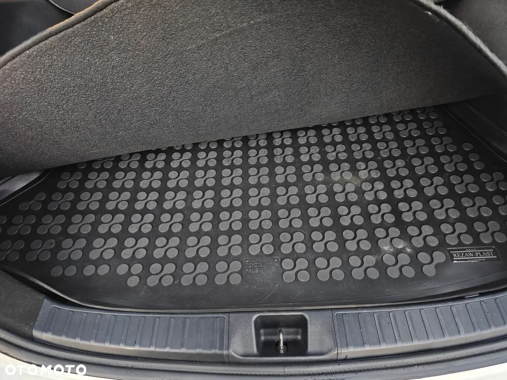 Toyota Prius 1.8 Hybrid Prestige - 16