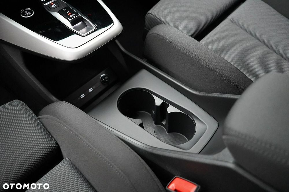 Audi Q4 e-tron - 18