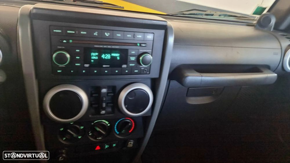 Jeep Wrangler 2.8 CRD MTX Sport - 13