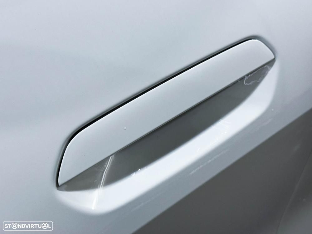 BMW i4 eDrive40 Pack Desportivo M - 18