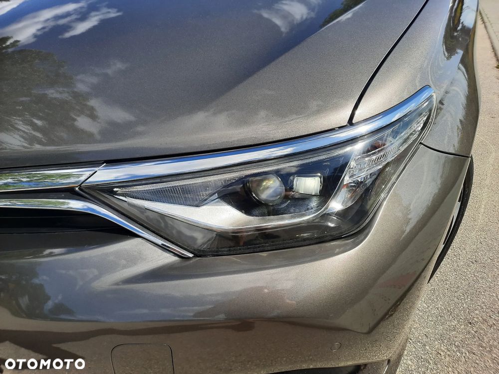Toyota Auris 1.6 Comfort - 14