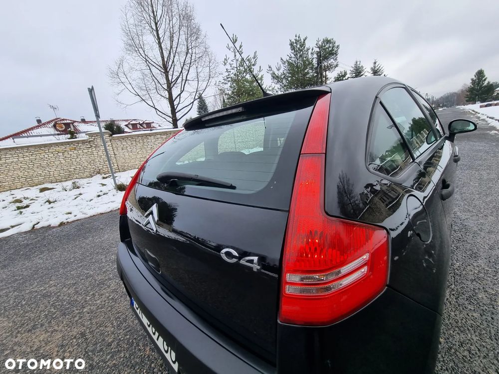 Citroën C4 1.4 16V Impress - 14