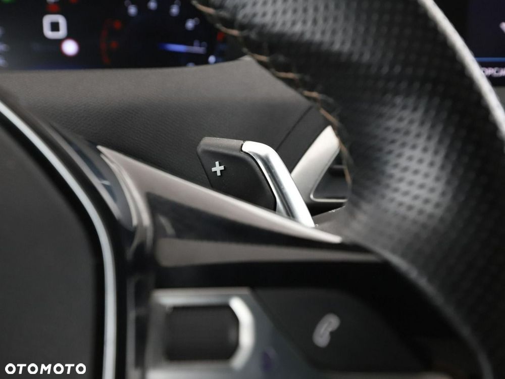 Peugeot 3008 1.6 PureTech GPF GT Line S&S EAT8 - 33