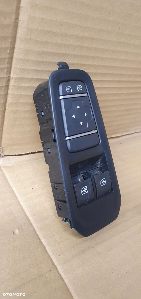 Panel szyb przełącznik lusterek Trafic IV 809617863R 254112588R 255700068R - 3