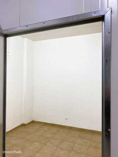 Espaço de SelfStorage - Arrecadação - Box Privada - Grande imagem: 3/5