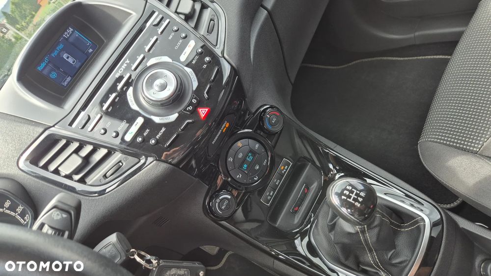 Ford Fiesta 1.0 EcoBoost STart-Stop Titanium - 25
