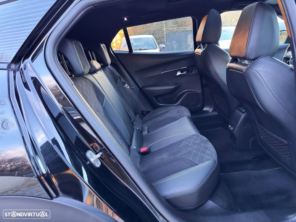 Peugeot 2008 1.2 PureTech GT Pack EAT8 - 46