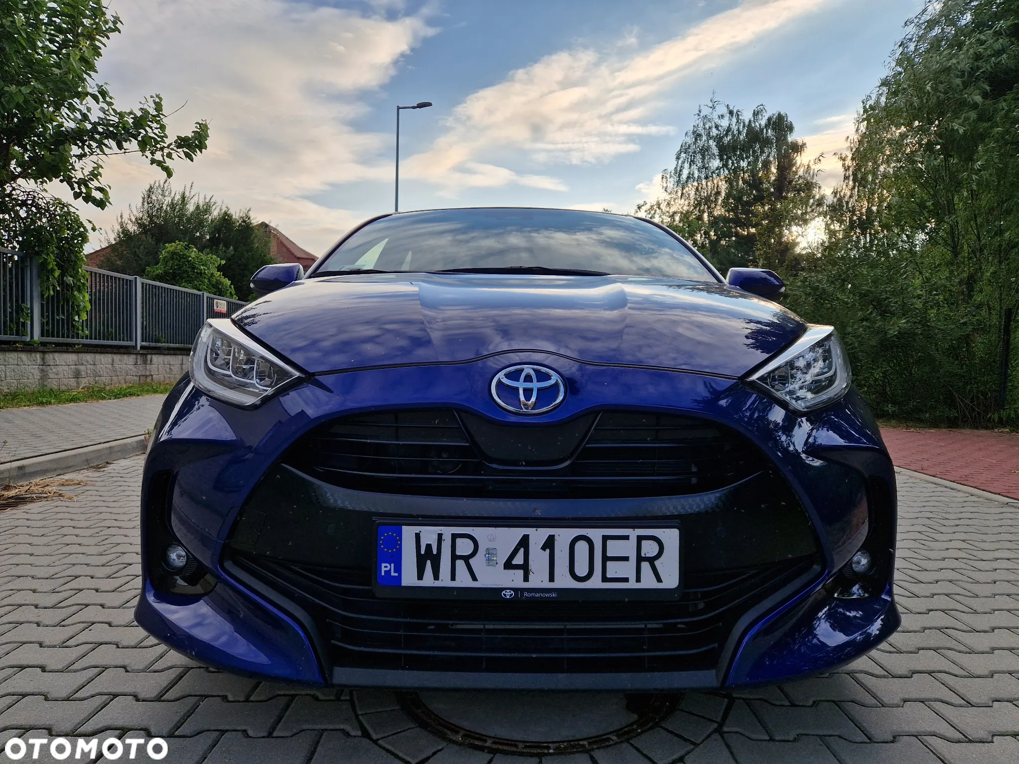 Toyota Yaris 1.5 Comfort CVT - 2