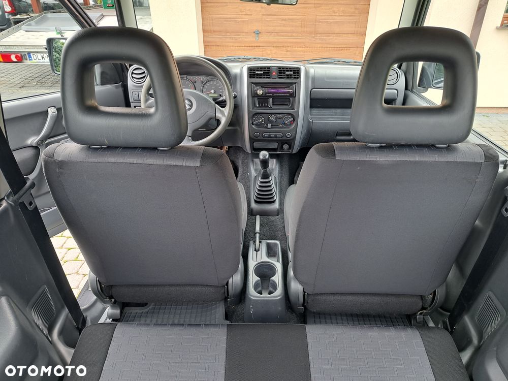 Suzuki Jimny - 29