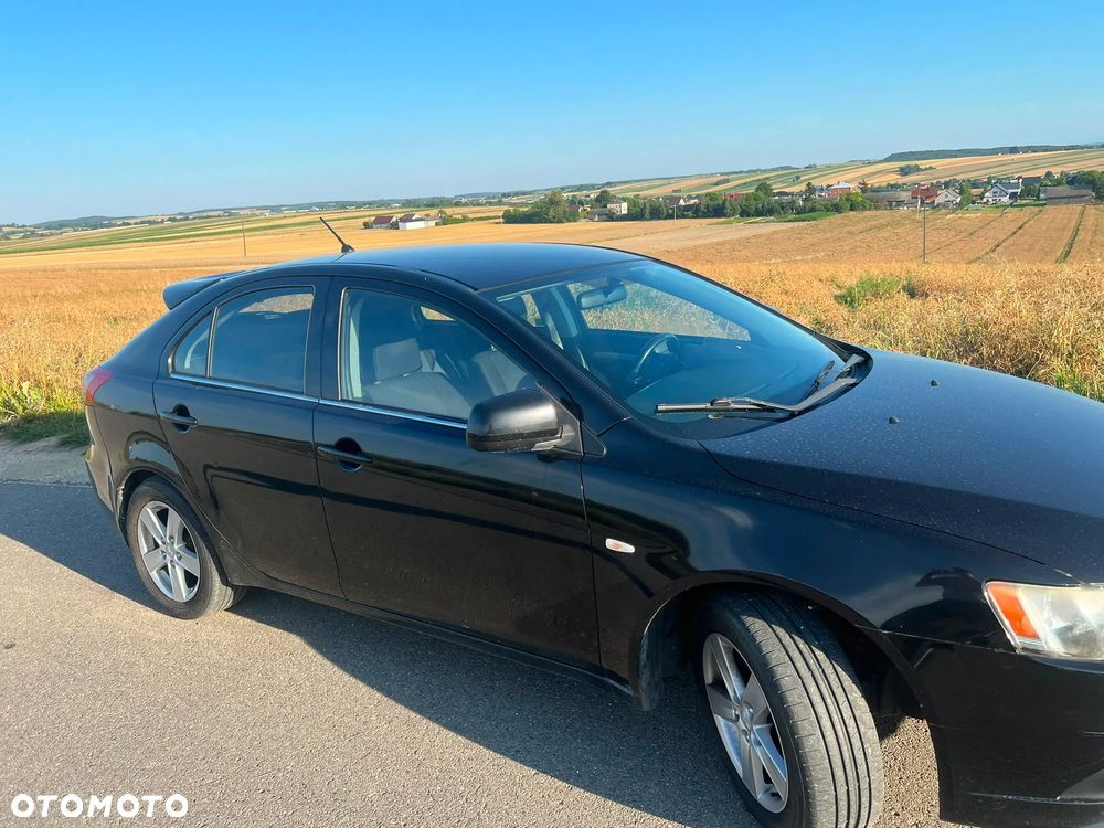 Mitsubishi Lancer 1.8 Intense - 4