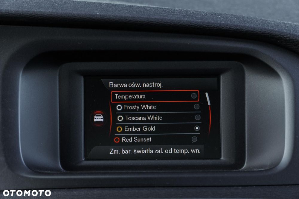 Volvo V40 T3 Drive-E Momentum - 19