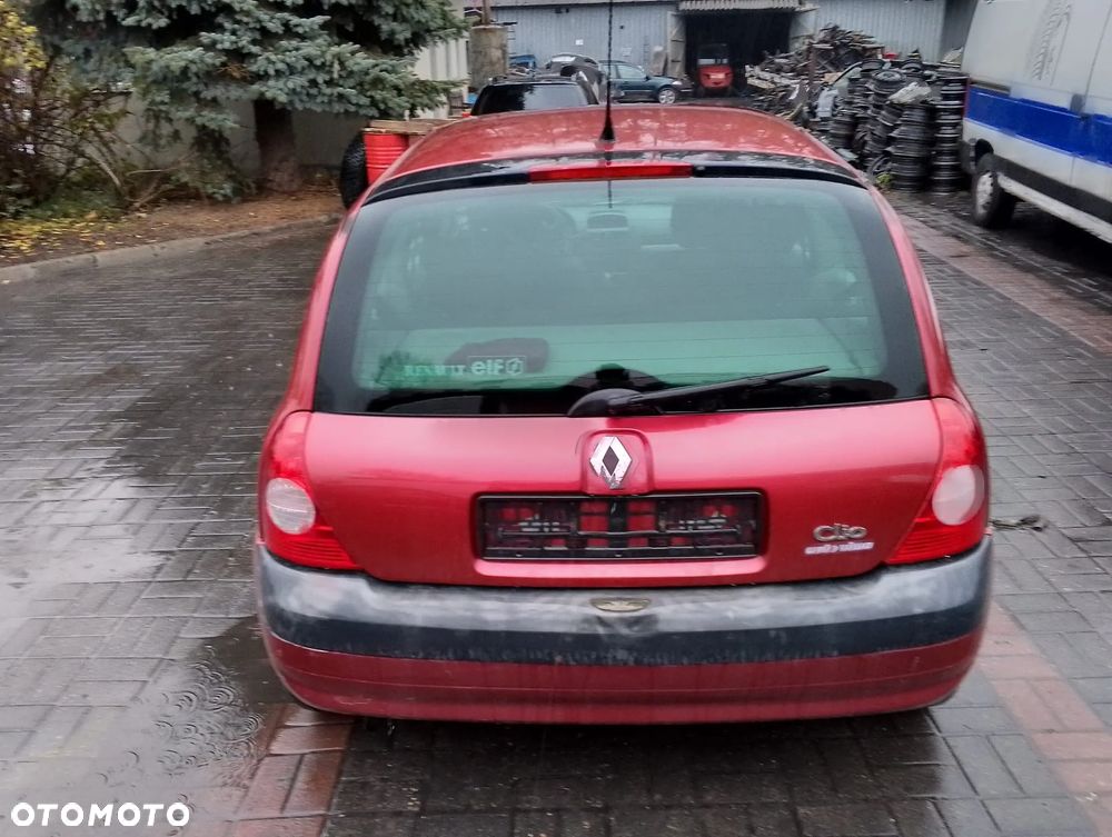 Renault Clio II (01-03r.) 1.2 B 58KM. Silnik D7F 710 Skrzynia  JB1514 lakier NV713/ NV 713.Cały na części. GWARANCJA !!! Przód Tył Zestaw Komplet Drzwi Klapa Zderzak Błotnik Maska Grill Atrapa Szyba Pas Lampa Lusterko Boczki Fotel Kanapa Kokpit Deska Rozdzielcza Przełącznik Włącznik Sterownik Przewody Wiązka Instalacja Moduł Komputer Czujnik Listwa Pompa Alternator Wtryski Głowica Rozrusznik Kompresor Sprzęgło Dwumas Silnik Skrzynia ABS Klimatyzacji Paliwa Wspomagania Kolektor Turbina Przepustnica Zawór Chłodnica Koło Hak Belka Sanki Zawieszenie Mcpherson Półoś Amortyzator Wydech Tłumik Zacisk Most - 5