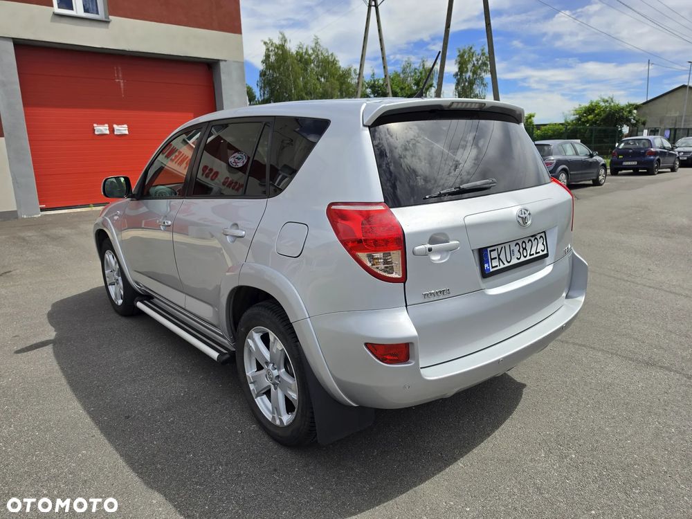 Toyota RAV4 2.2 D-4D X - 7