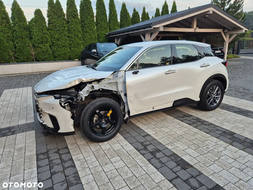 Lexus LBX - 17