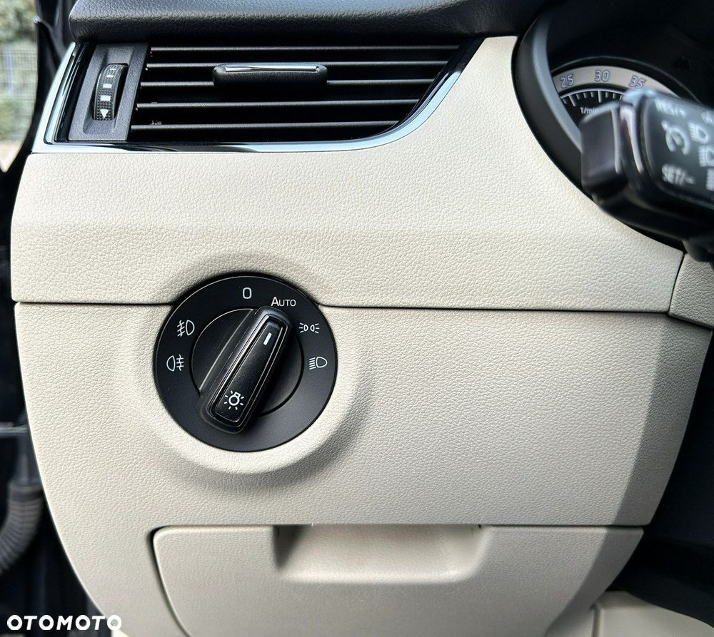 Skoda Octavia - 14
