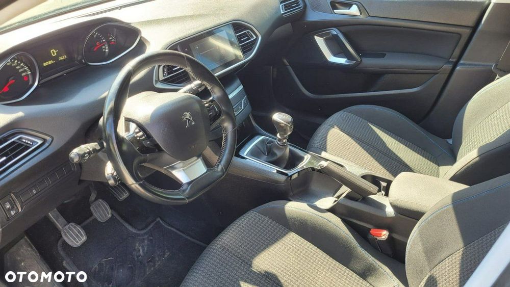 Peugeot 308 1.5 BlueHDi Active Pack Business S&S - 11