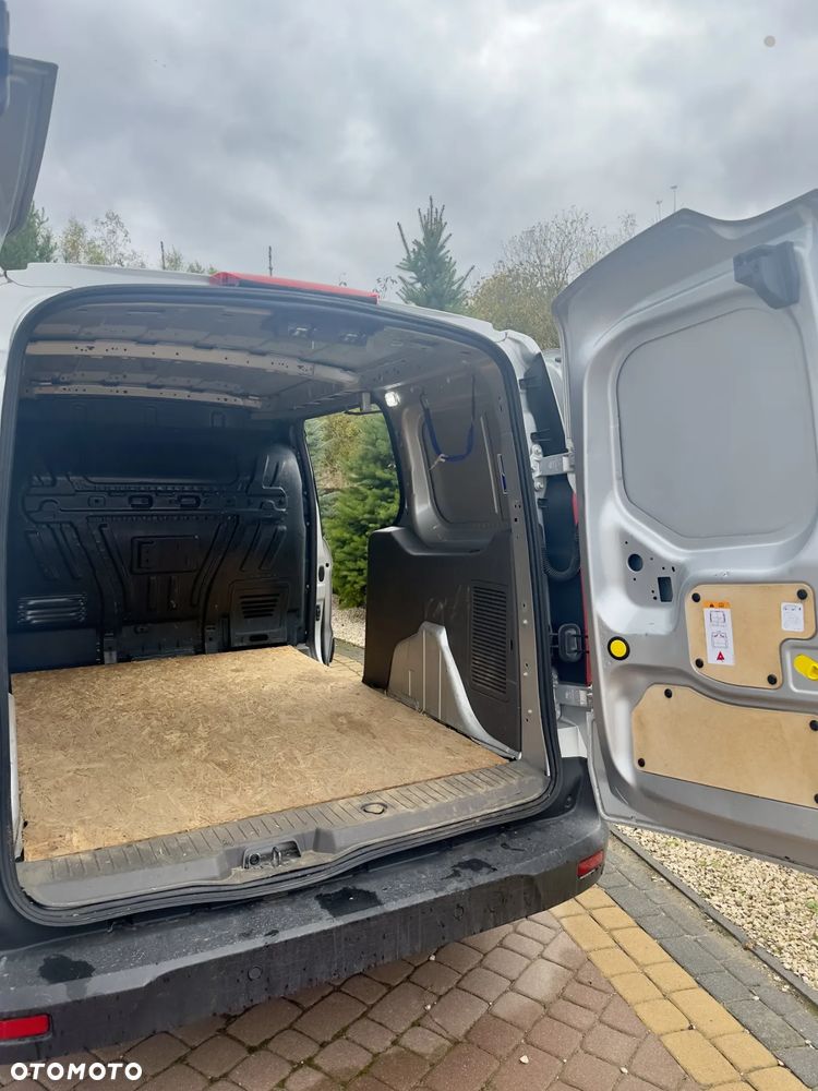 Ford Transit Connect - 6